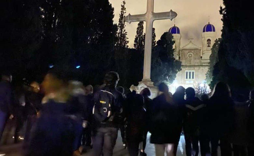 Tour nocturno por el cementerio de Los Remedios