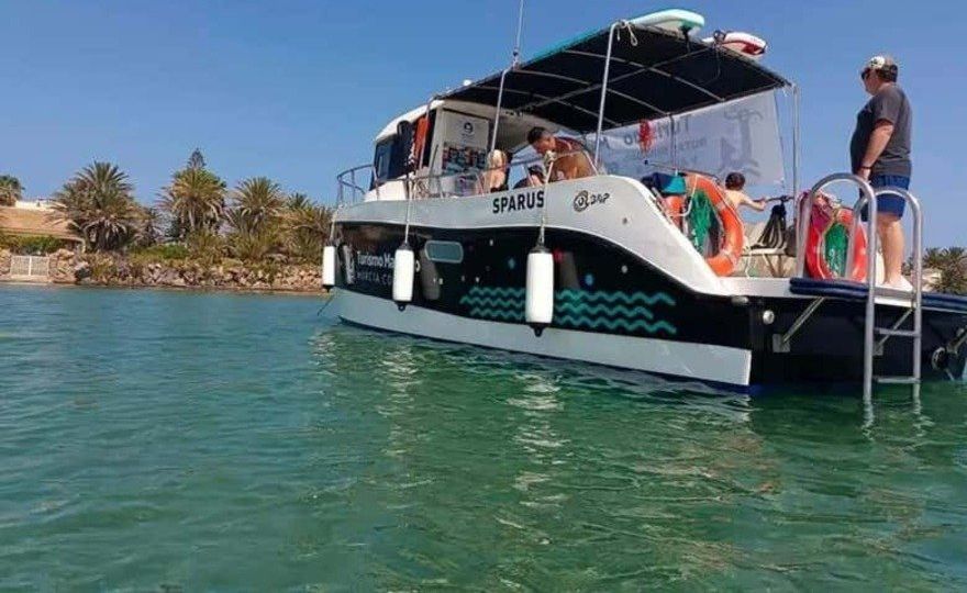Excursión a la isla Grosa con snorkel