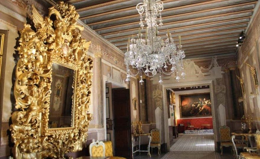 Visita guiada por el Palacio de Guevara